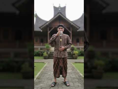 “Kenapa Kita Nggak Boleh Minum Sambil Berdiri?” #popular #memes #satuklikuntukwujudkanimpianmu