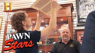 A Leaf of the Gutenberg Bible (Season 14) | Pawn Stars