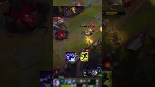 xPetu's Craziest E-Flash Ever?  #leagueoflegends  #challenger #shen