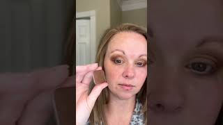 Making eyeliner out of eyeshadow! #1compactmakeup #makeuptutorialforbeginners