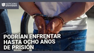 Pareja es acusada de obstruir un operativo de ICE: la señalan de bloquear a los agentes con su auto