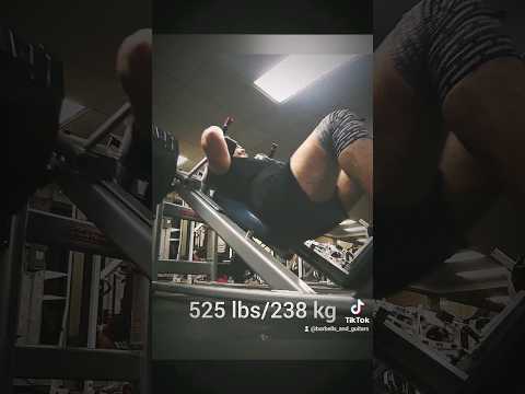 525 lbs Hack squat (BW: 220 lbs) #bodybuilding #bodybuilder #squat #legday #fitness #gym #physique
