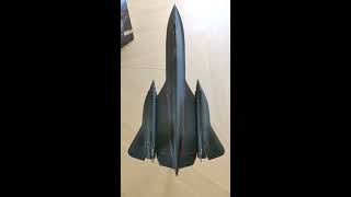 SR-71A Blackbird 1/72 Diecast Model. Incredible details.