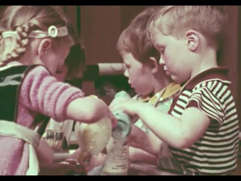 Looking at Playgroups (1971)