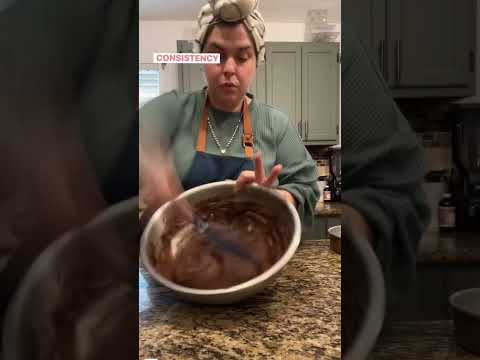 Chocolate Cake Recipe #chocolatecake #moistchocolatecake #boxcake #cakerecipe #bakery #cakeclass