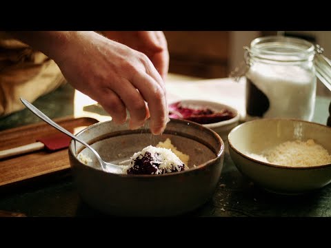 Ep. 12 – Casunziei with beetroot recipe | Ruth & Andrea: an authentic Italian story