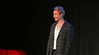 The Hidden Role of Archaea in the Gut Microbiome | Duncan Sutherland | TEDxEcublens