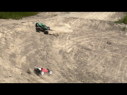 Another day in paradise - RC CAR BASHING