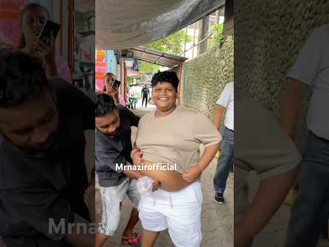 Chinese porotar Dokan e k eta 😝 #comedy #streetfood #foodie #mrnazir #nazir #viral