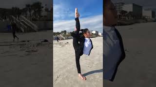 Classical Chinese Dance at the Beach! #shorts #ClassicalChineseDance