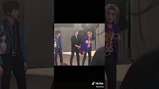 drinking from the same bottle Jaeyong 👀🔥 #lee #taeyong #jung #jaehyun  #jaeyong #🍑 #🌹
