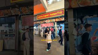 Moolchand Parathe New Delhi❣️#delhifood #food #foodie #foodblogger #youtubeshorts #delhi #foodlover