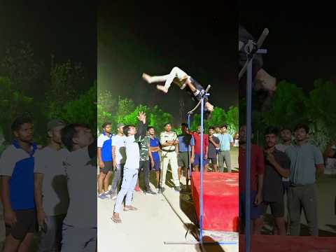 Do Bhai Ka Khatarnak🔥High Jump! Dekhkar Public Ho Gayi Hairaan🫢 #FlipJump #ShortsYouTube