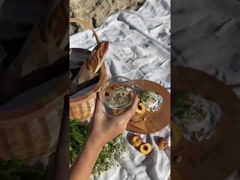 Nothing says Spring like a picnic by the sea. Shop our Picnic Basket: https://gtly.to/_SPxJl8u5