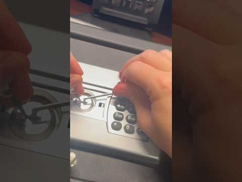 Lock picking my safe during a lunch break 🔒 (making my hobby useful for the first time)