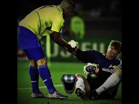 Oliver Kahn vs Ronaldo phenomeno