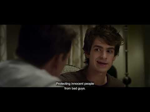 Spider-man gets so mad at Gwen Stacys Dad that he kills Gwen stacy