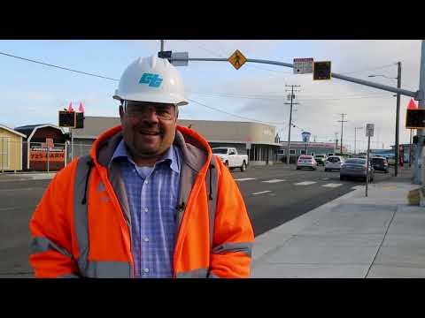 HAWK Signal on U.S. 101 in Eureka | How does it work?