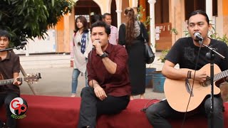Andra And The Backbone - Sempurna (Live Version Acoustic)