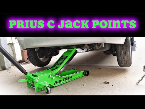 Toyota Prius C Front and Rear Center Jack Points