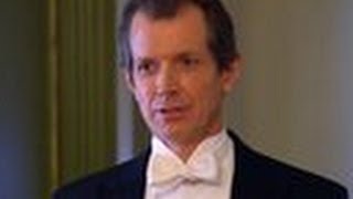 Rue Manor's Butler: Giles - Whodunnit?