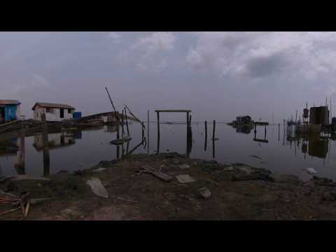 Inside Oworonshoki's Loneth street slum | VR 360 4K Film