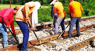 work of gangman, trackman💐😊||work of group D employee || Respect for trackman || Indian railway🙏🇮🇳