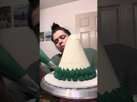 Christmas tree cake tutorial