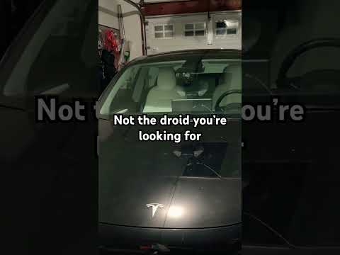 Custom lock sounds with Tesla’s holiday update #starwars #tesla #memes #meme #nerd
