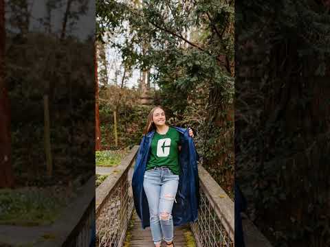 One of the Best College Announcement Ideas! #seniorphotographer #photography #gif