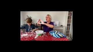 Giant Bubble Liquid Recipe and Make Giant Bubbles with Just Your Hands
