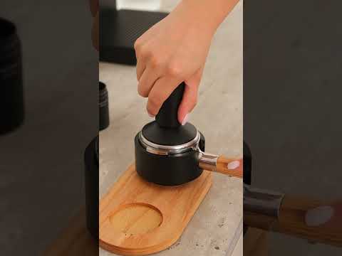 Morning sounds better with espresso. From weighing the grains to extraction, it's a pleasure 🤤 🤌