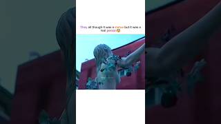 They all thought it was a statue but it was a real person😨#kdrama#connect#shorts#kdramaedit