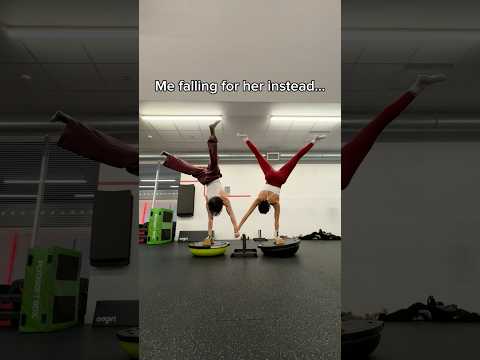 I fell flat on my face 🫠 #calisthenics #motivation #calisthenicsgym #relationship #gym