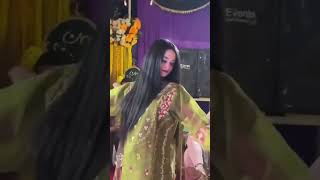 funny Pakistani girl.....#dance