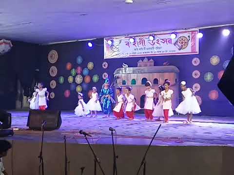 Modern Assamese dance by Kim at IIT Guwahati