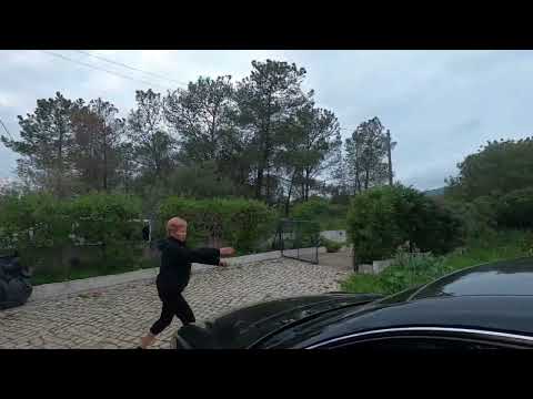 Киш отюда! СШСШСШС!!!