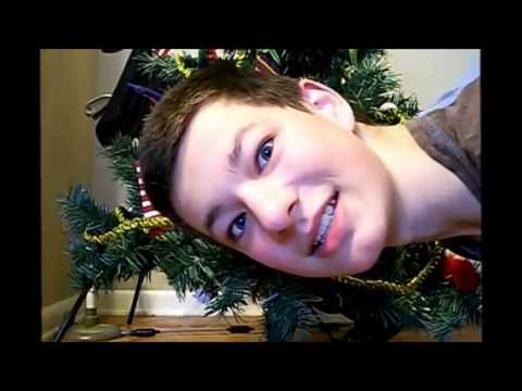 Feliz Navidad (Merry Christmas) - ThrowBackThursdays (2011)