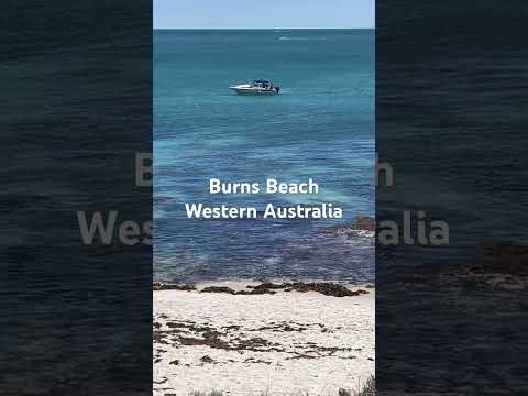 Sistas Cafe Burns Beach WA #coffee #coffeelover #coffeetime #livinglife #oceanwaves #oceanview