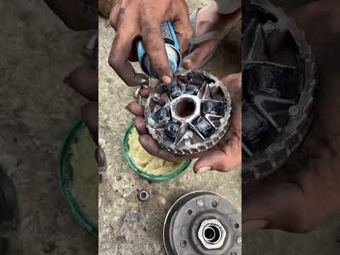 Activa HET Clutch Roller properly change trick #music #youtubeshorts #activa 👇👇