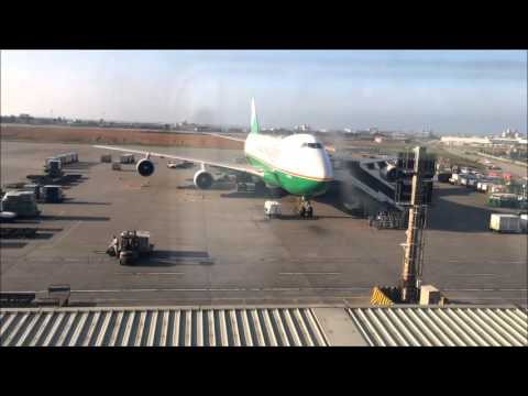 EVA AIR | B747-400F | B-16483 | Parking & Unloading (Time-lapse)