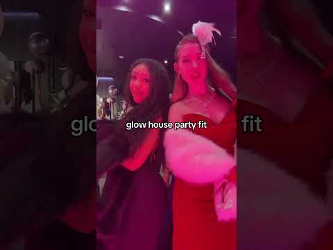 rate our Glow house party outfits 1-10 #friends #wto #glowhouse #autumnmarie #kinigradeon