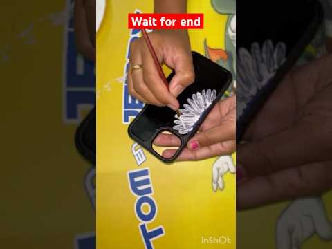 How to paint mobile back cover😍🤩#painting #shorts#short #Naishvi_art
