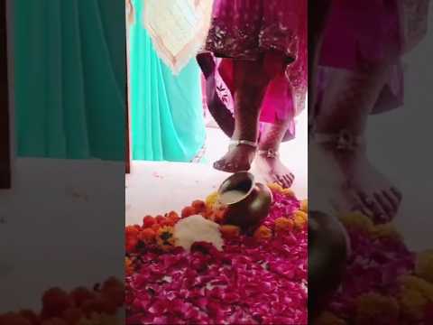 dulhan ghar aayi  दुल्हन घर आई #marrigedance #marrige_dance_video #dulhanentry #marrigesong #bride
