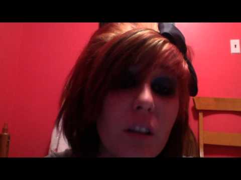 splitPERSONALITYify's webcam video December  7, 2011 04:06 PM