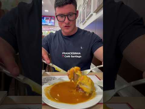 Have you tried it?🤌🏻 #porto #francesinha #portugal #food #travel