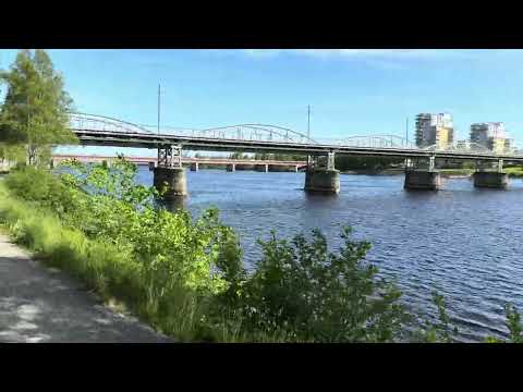 En cykeltur längst strandpromenaden i Umeå