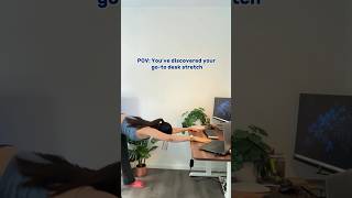 The feeling of a good stretch😍 #desklife #desksetup #homeoffice #standingdesk #stretching