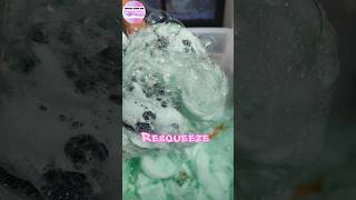ASMR Green bubbles🫧🧽 Crunchy sponge sounds #shorts #asmrsponge #spongesqueezing #spongeasmr