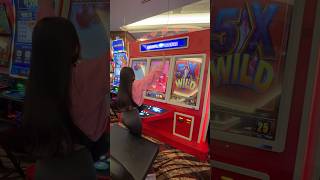 World’s Largest Slot First Spin Win! $5 Bets! #casino #gambling #lasvegas #jackpot